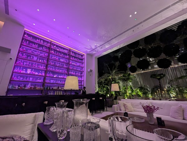 Manhattan Bar