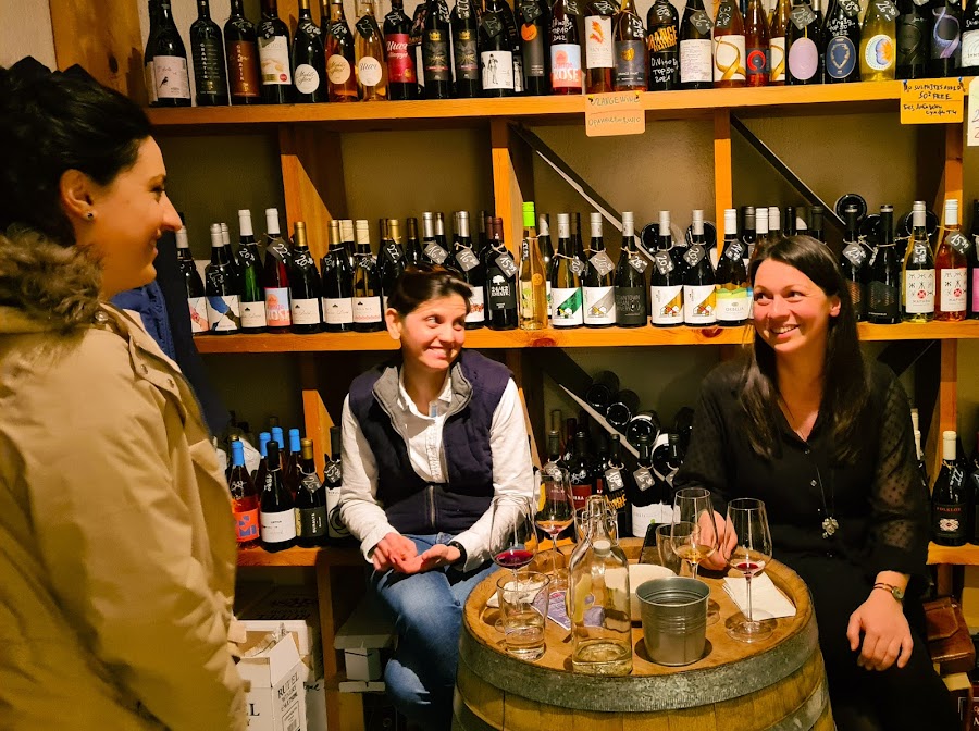 Vino Orenda, Sofia
