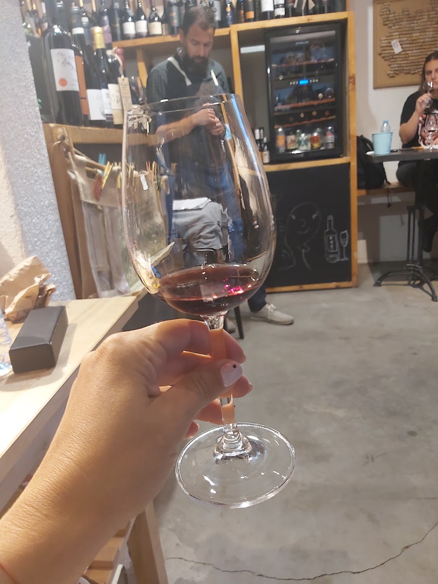 Vino Orenda, Sofia