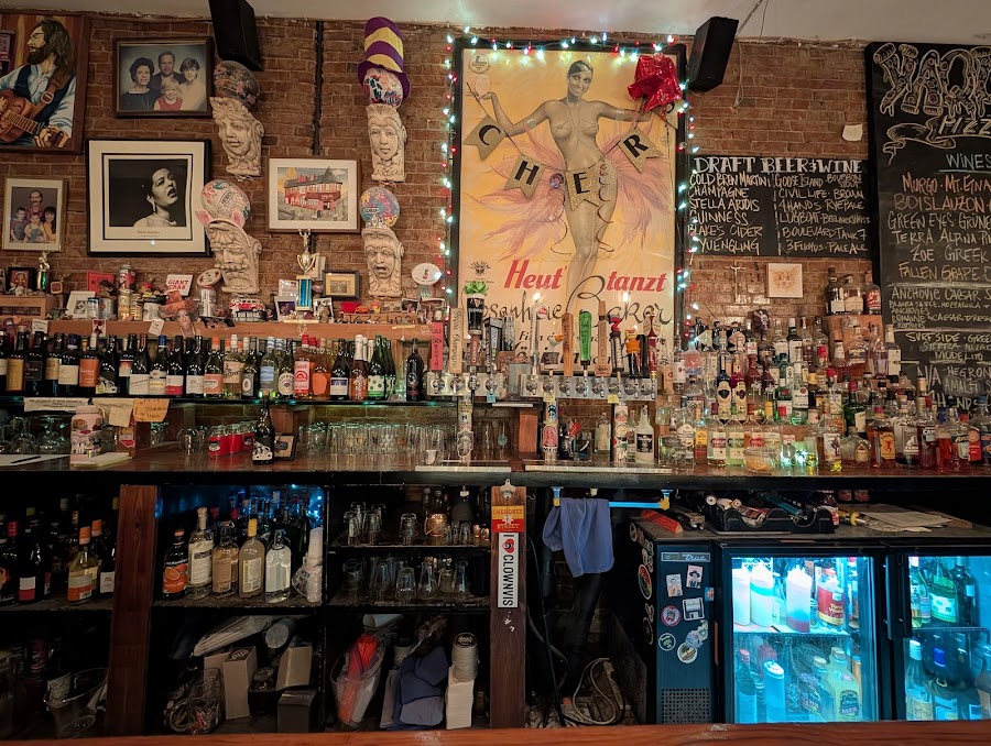 Yaquis on Cherokee, St Louis