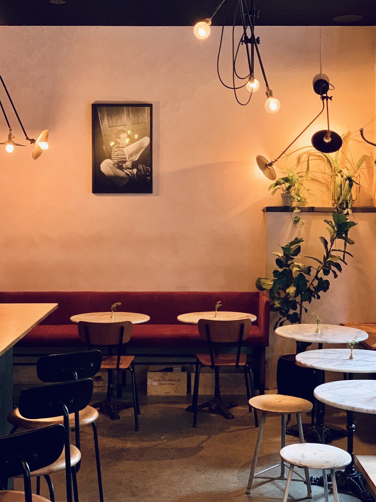 Folii, Stockholm