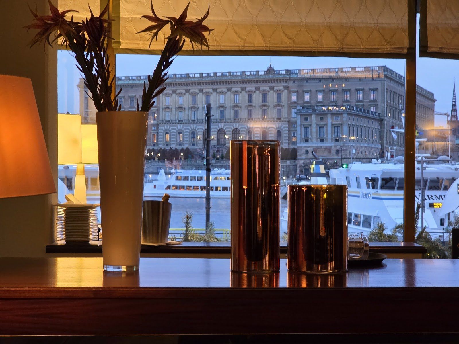 Cadier Bar at Grand Hotel Stockholm bar interior