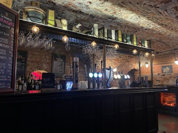 The London Pub