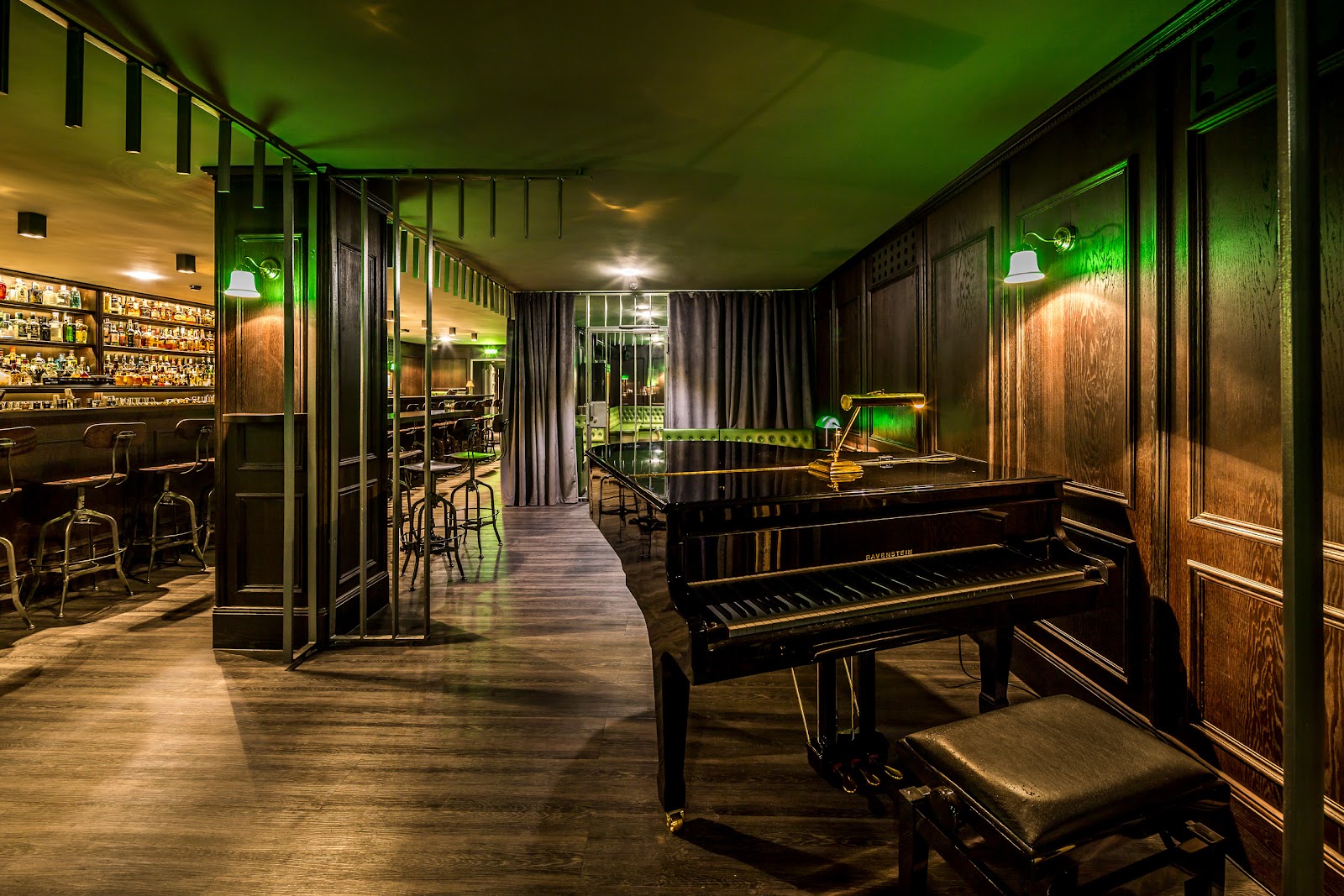 Jigger & Spoon Stuttgart bar interior