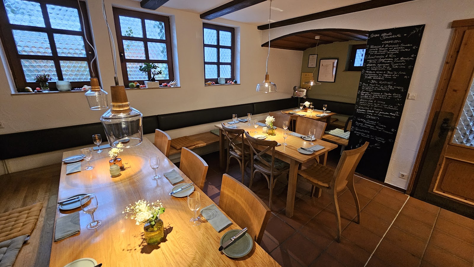 Weinstube Klink Stuttgart bar interior