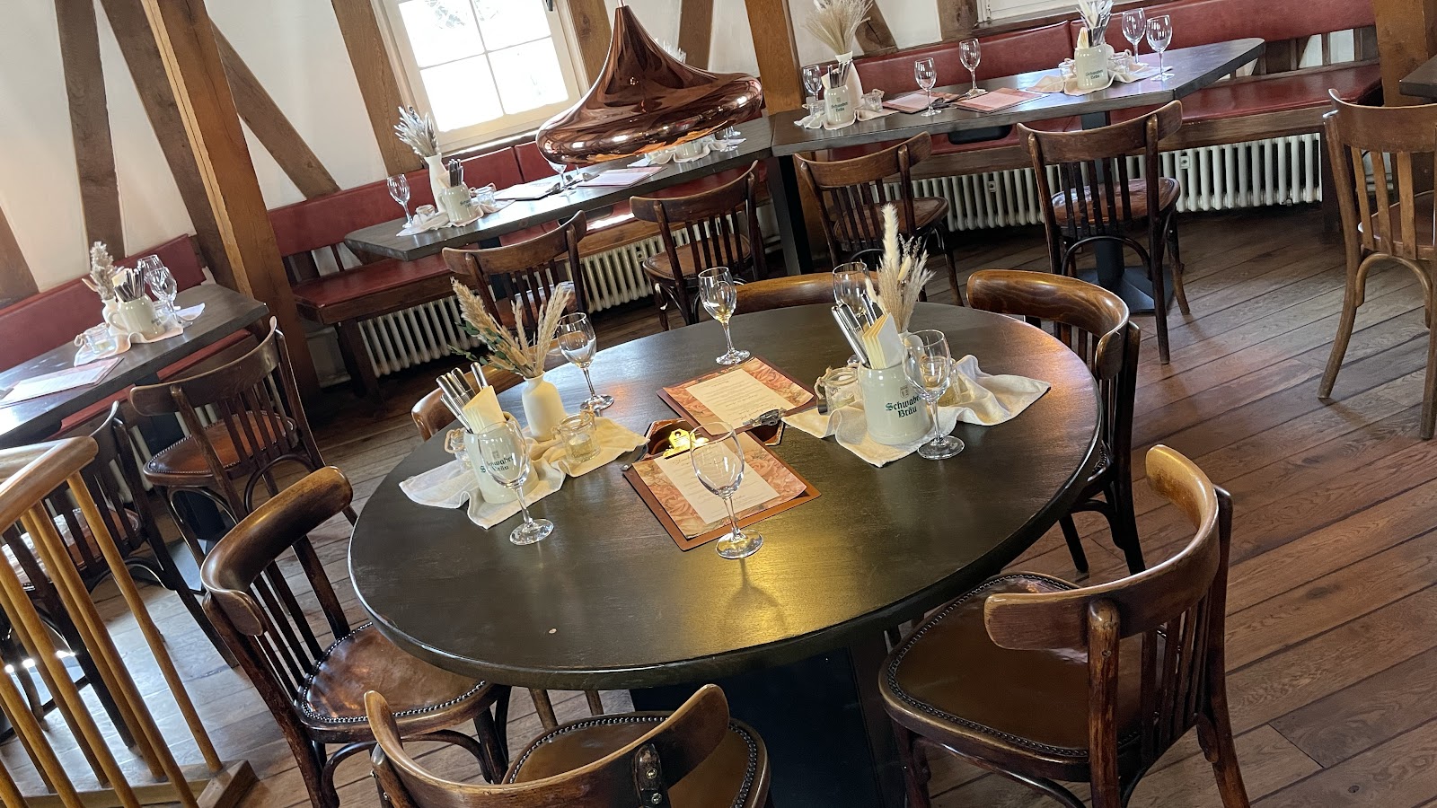 Weinstube Schellenturm Stuttgart bar interior