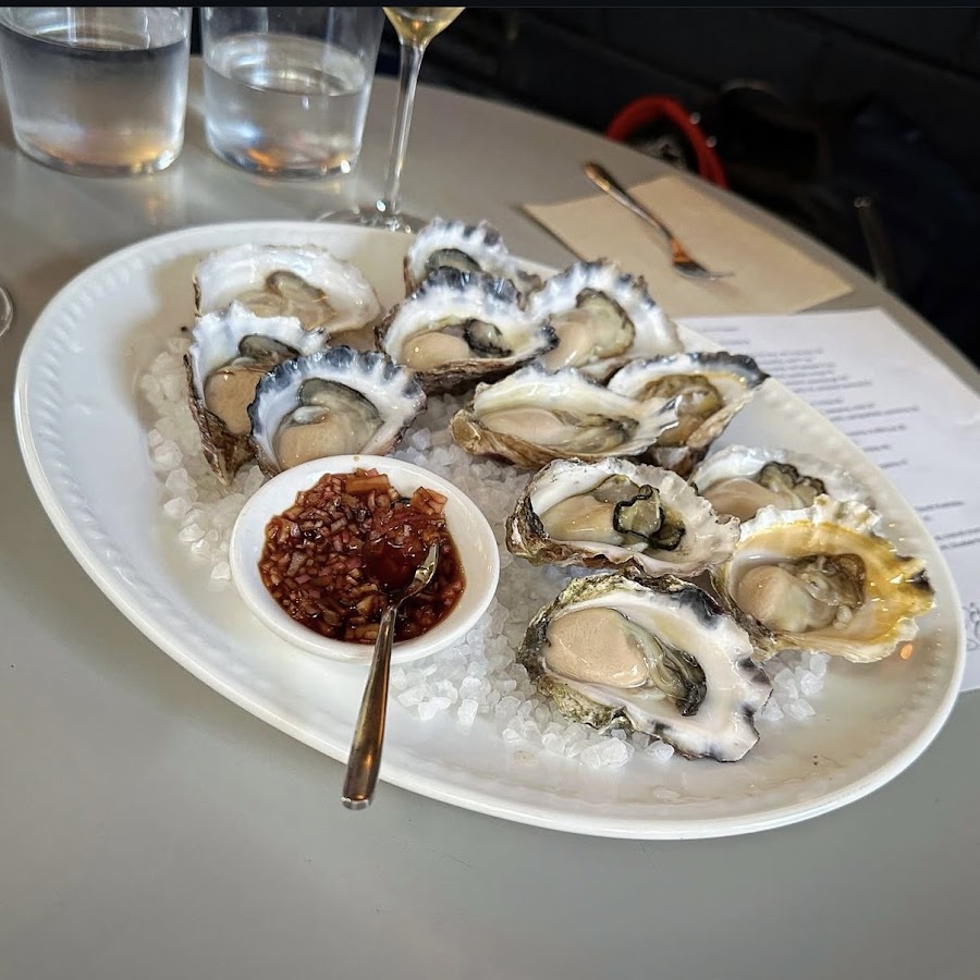 Dear Sainte Éloise, Sydney