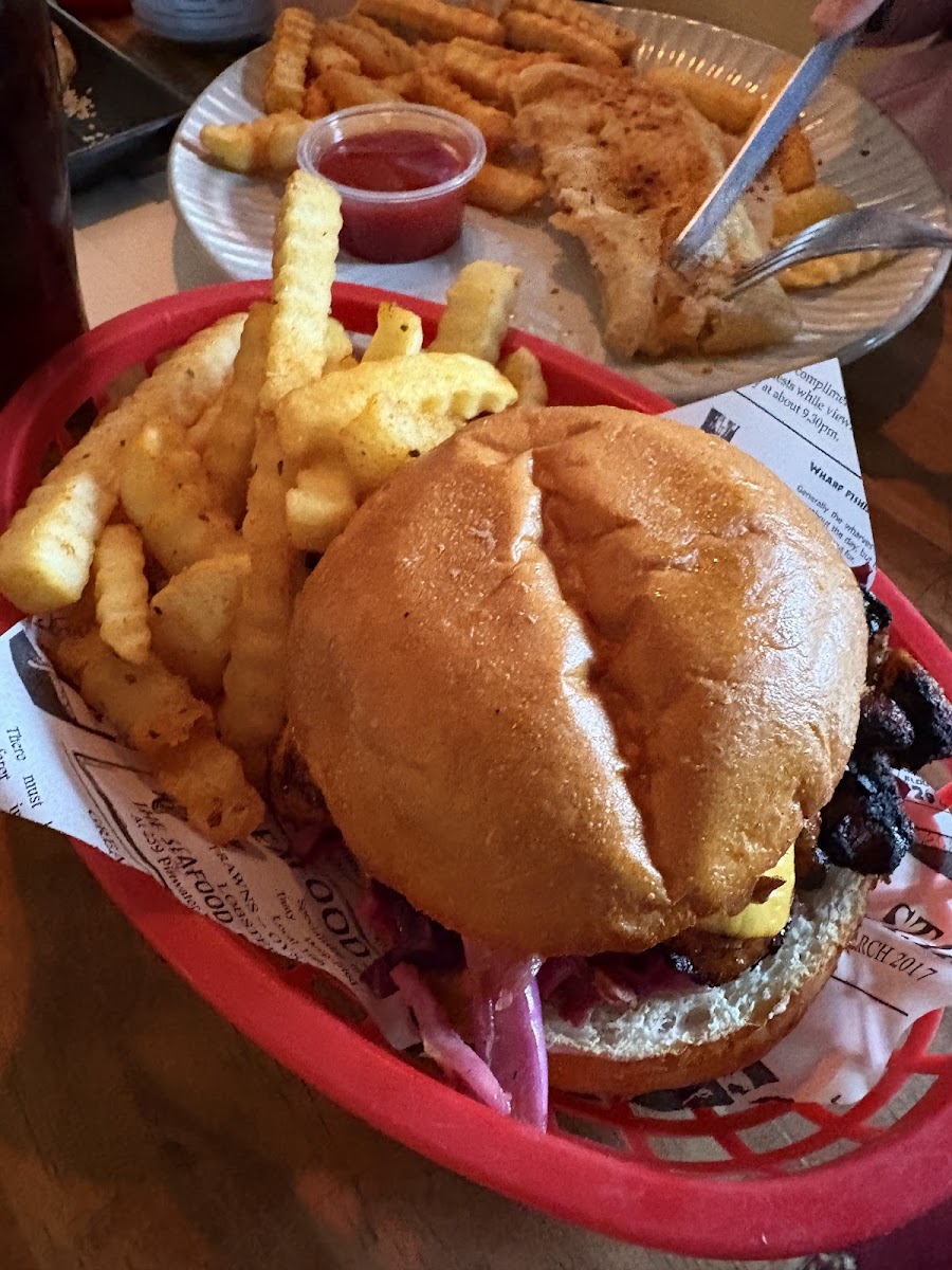 Mojo Record Bar
