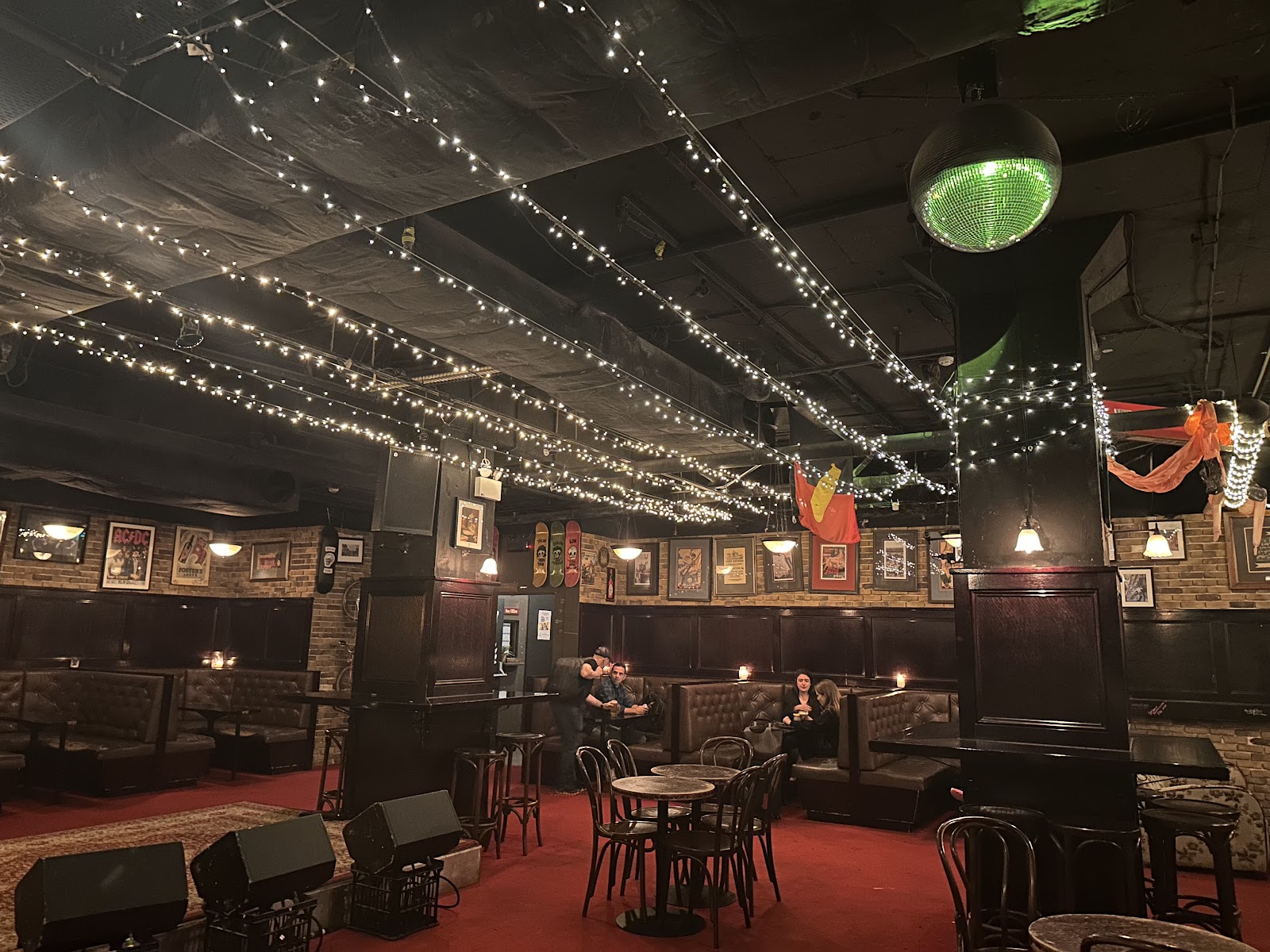 Ramblin' Rascal Tavern Sydney — loud CBD basement cocktail bar