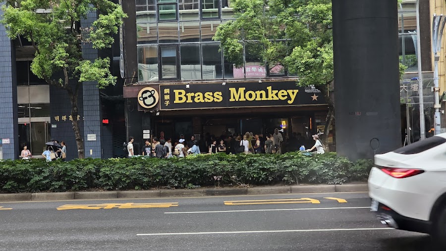 Brass Monkey, Taipei
