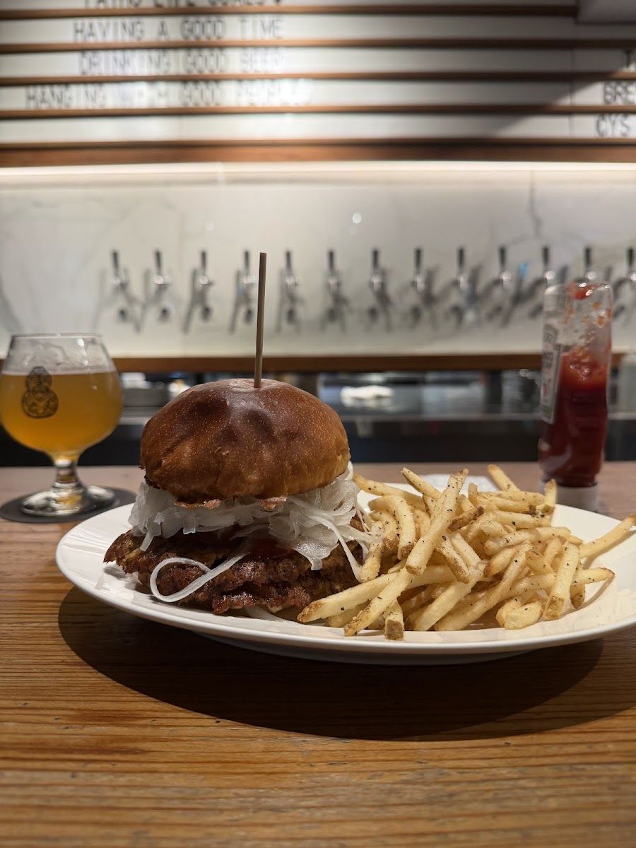 Hops &amp; Barley Tap Room, Taipei
