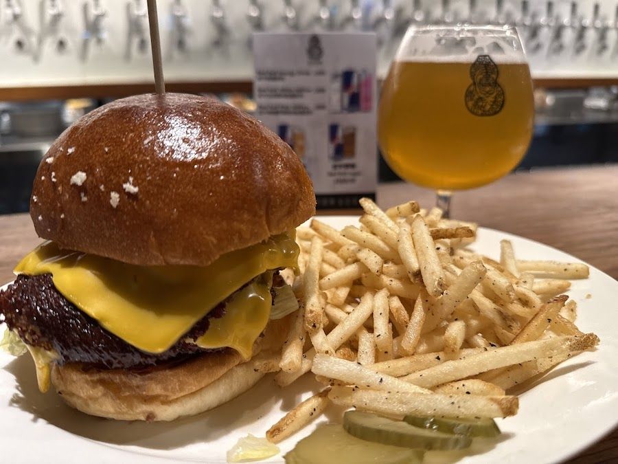 Hops &amp; Barley Tap Room, Taipei