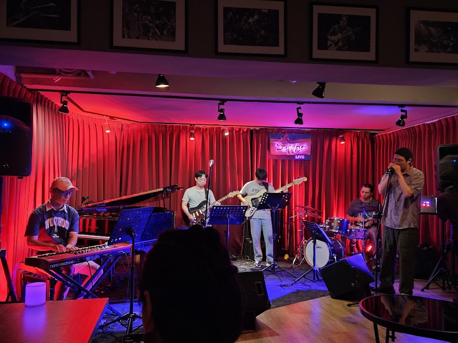 Sappho Live drinks, Taipei