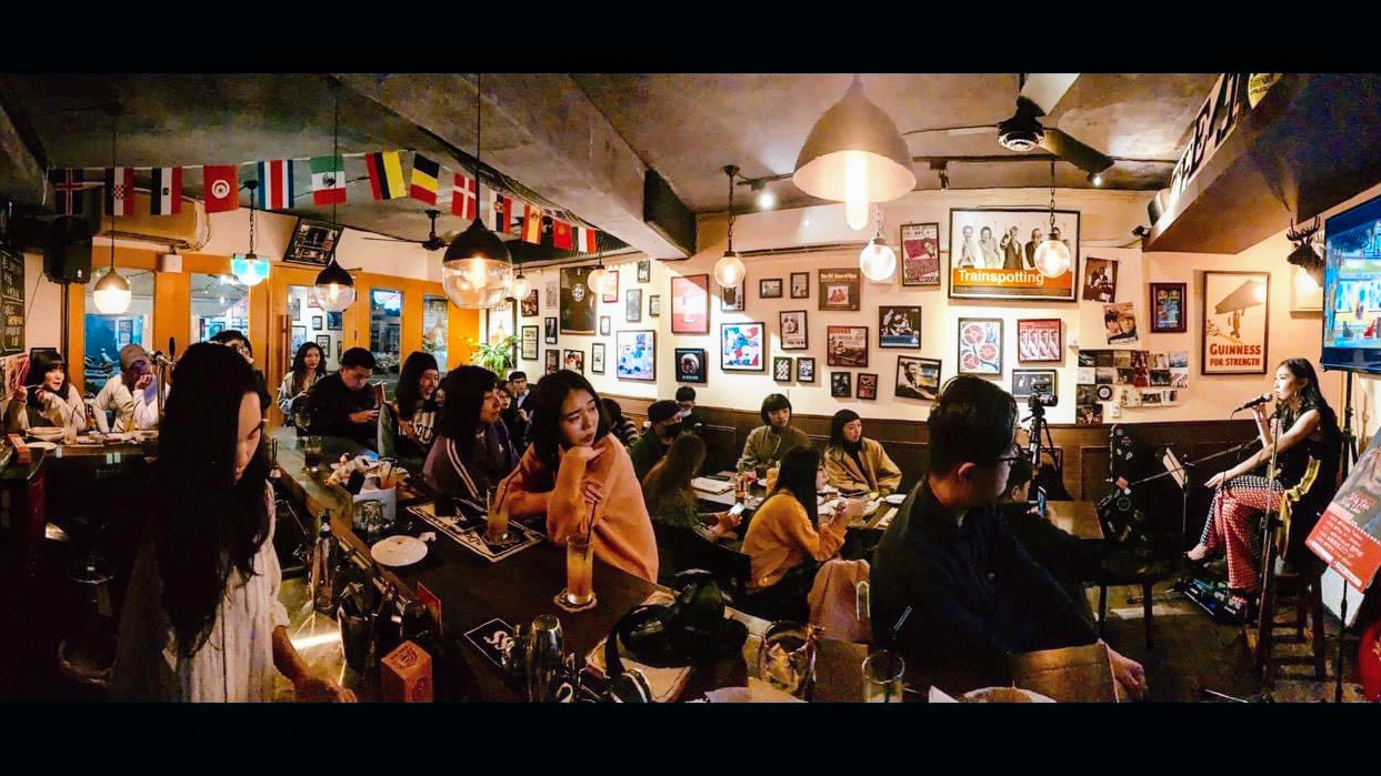 The 41 Bistro British pub in Yonghe, New Taipei