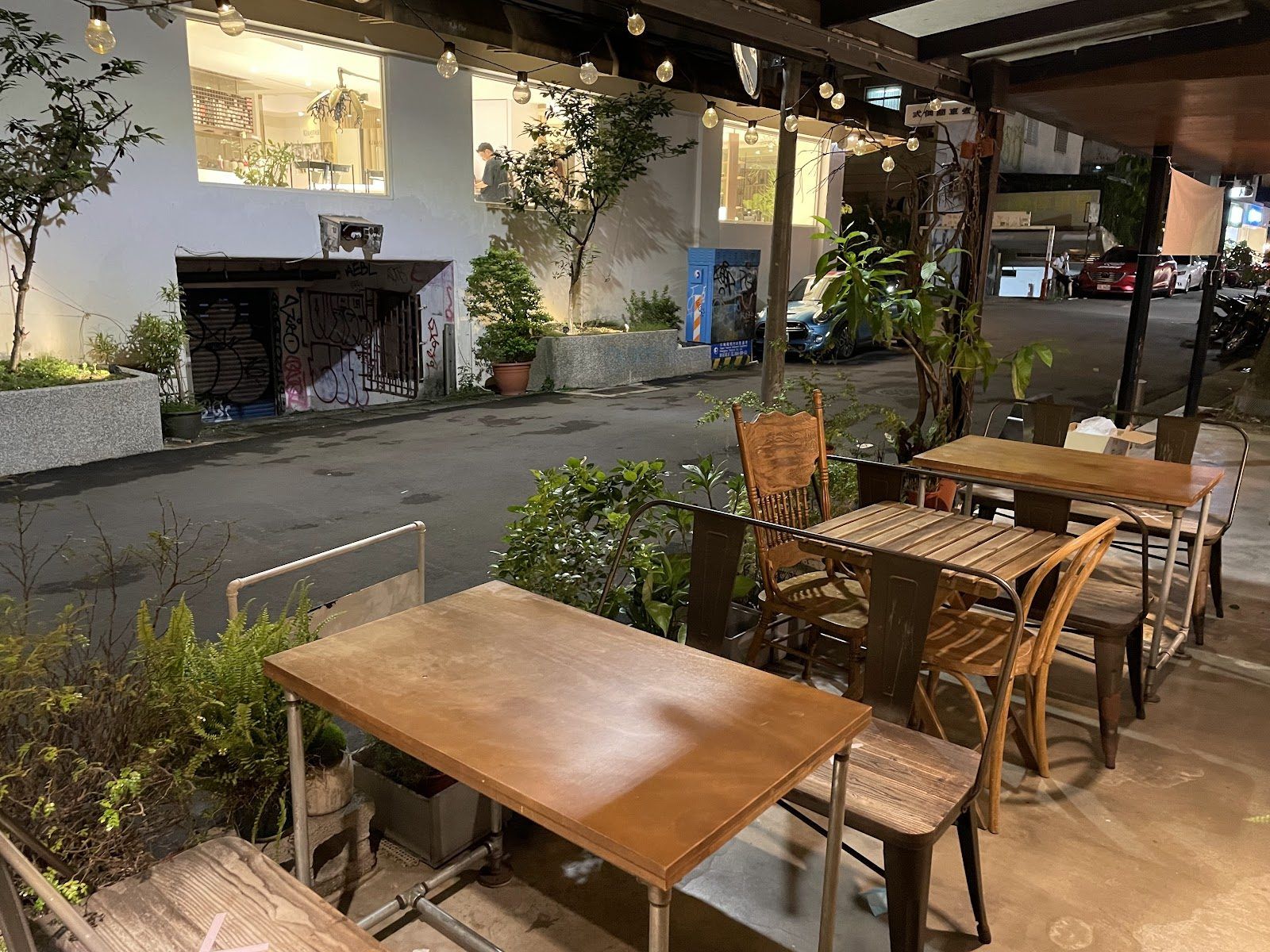 Yulius Taipei bar interior