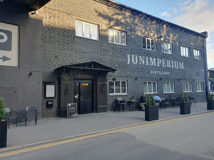 Junimperium, Tallinn
