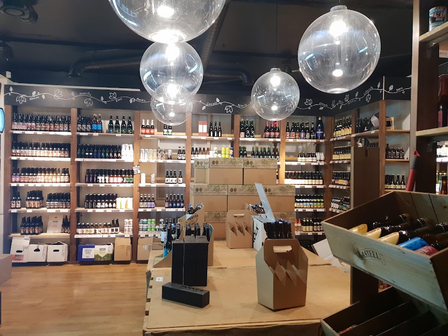 Uba ja Humal, Tallinn