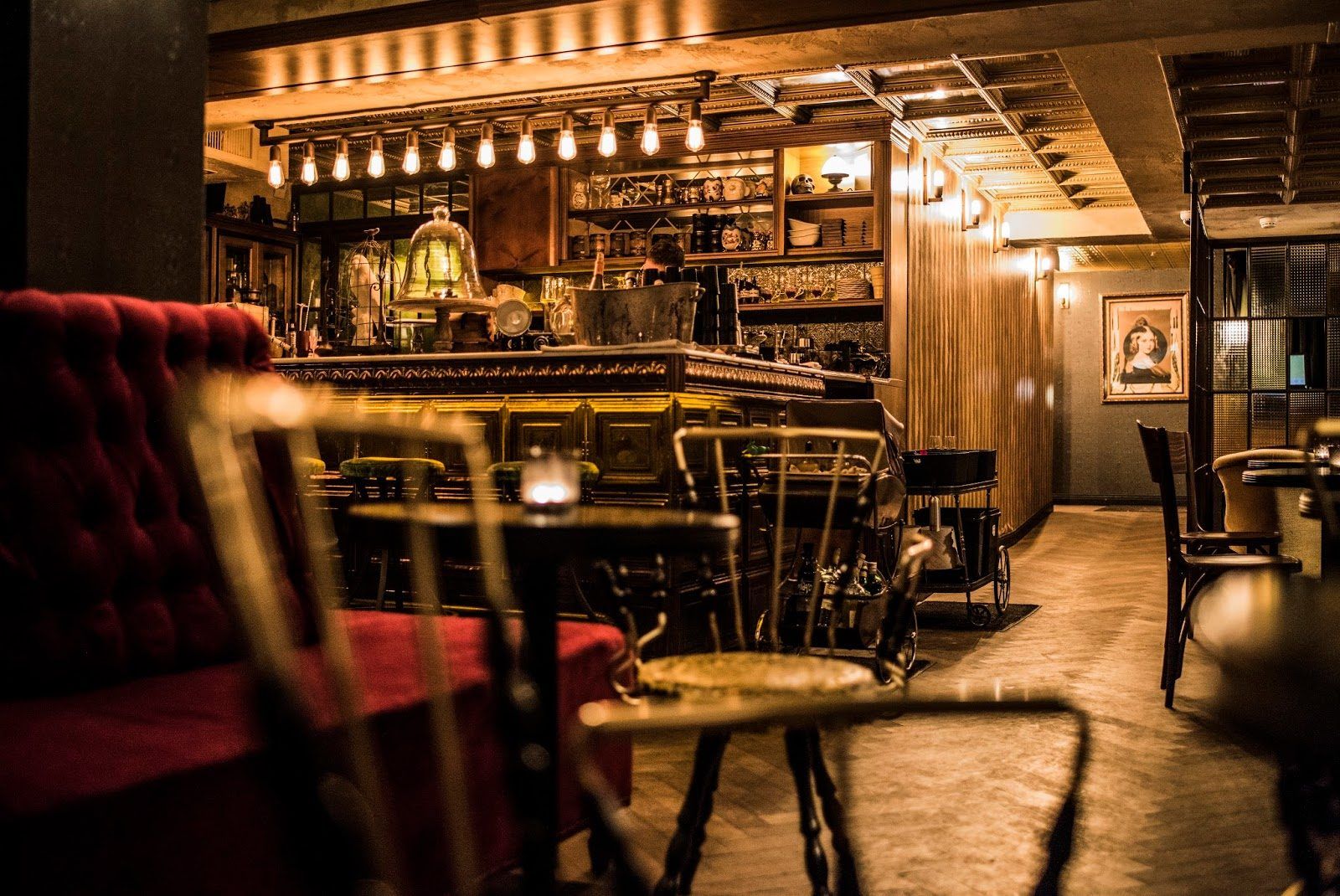 Bellboy, Tel Aviv