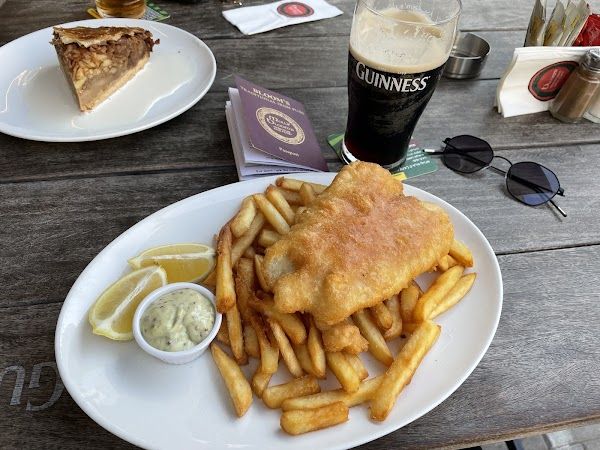 The London Pub