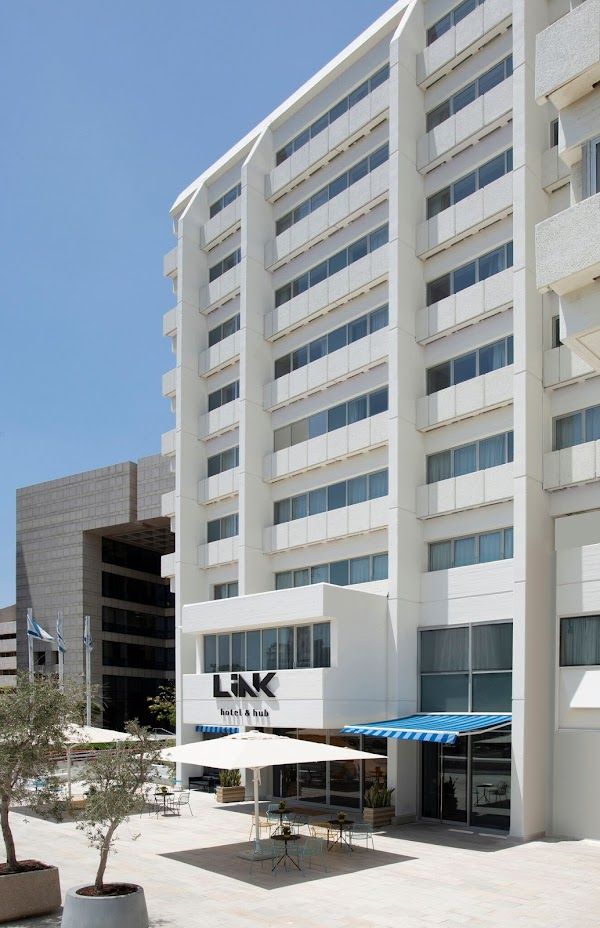 The Jaffa Hotel Pool Bar