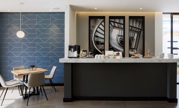 The Jaffa Hotel Pool Bar
