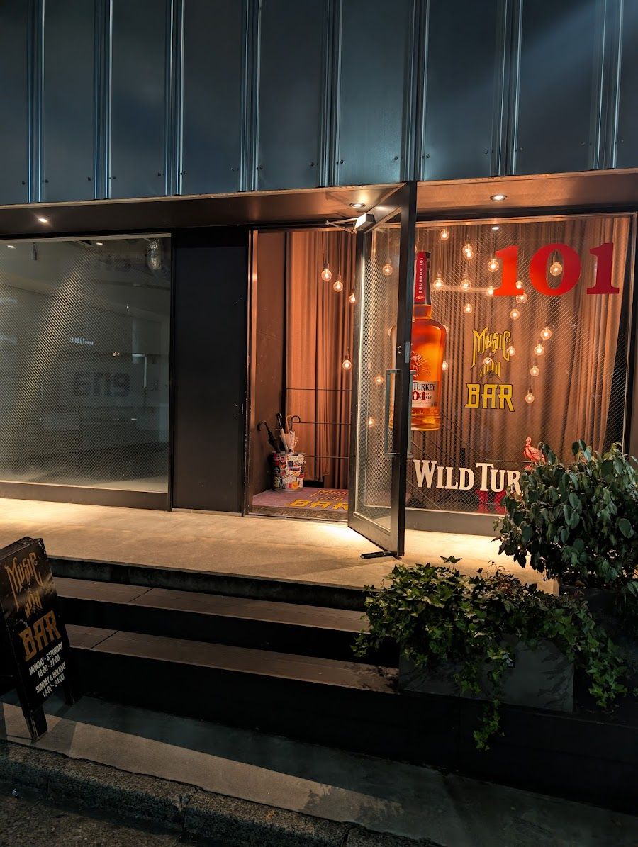 Bar Music, Tokyo