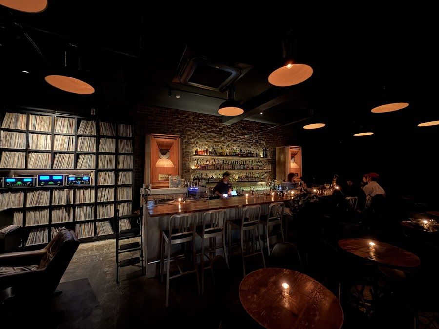 Bar Music, Tokyo