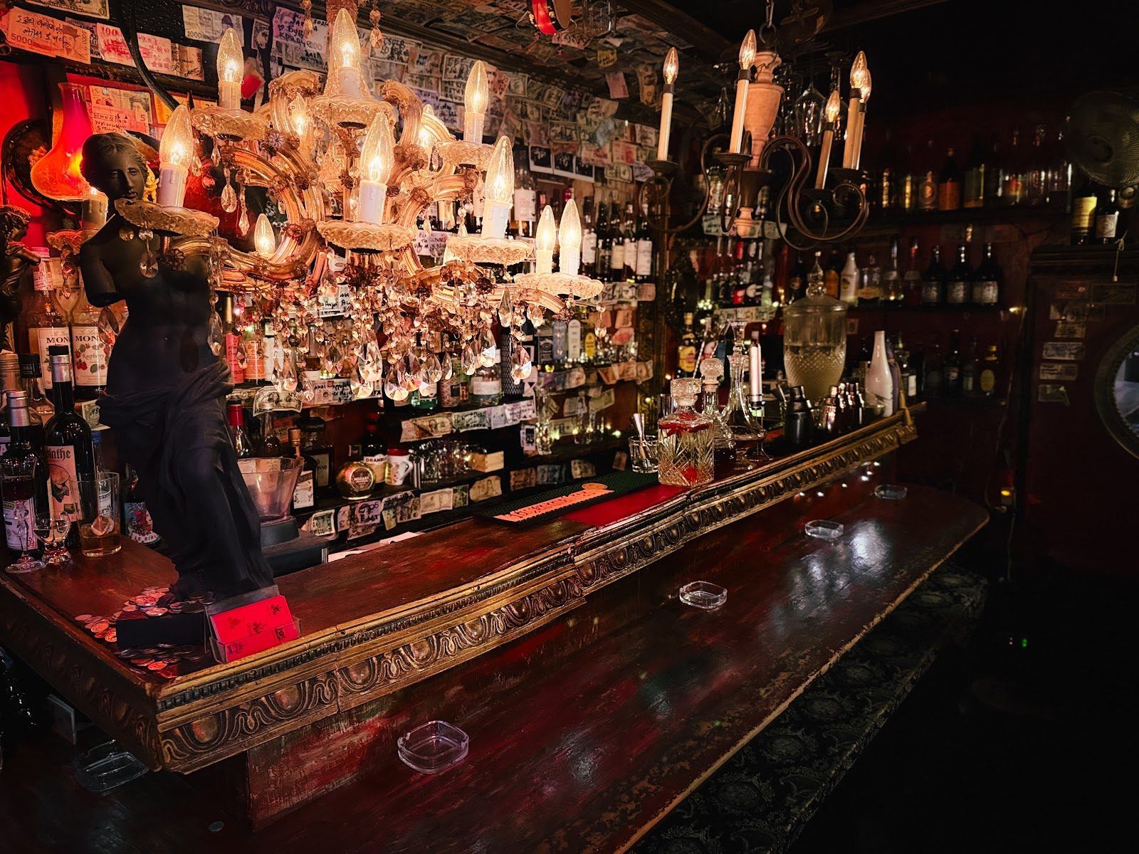 Albatross Golden Gai Tokyo bar interior