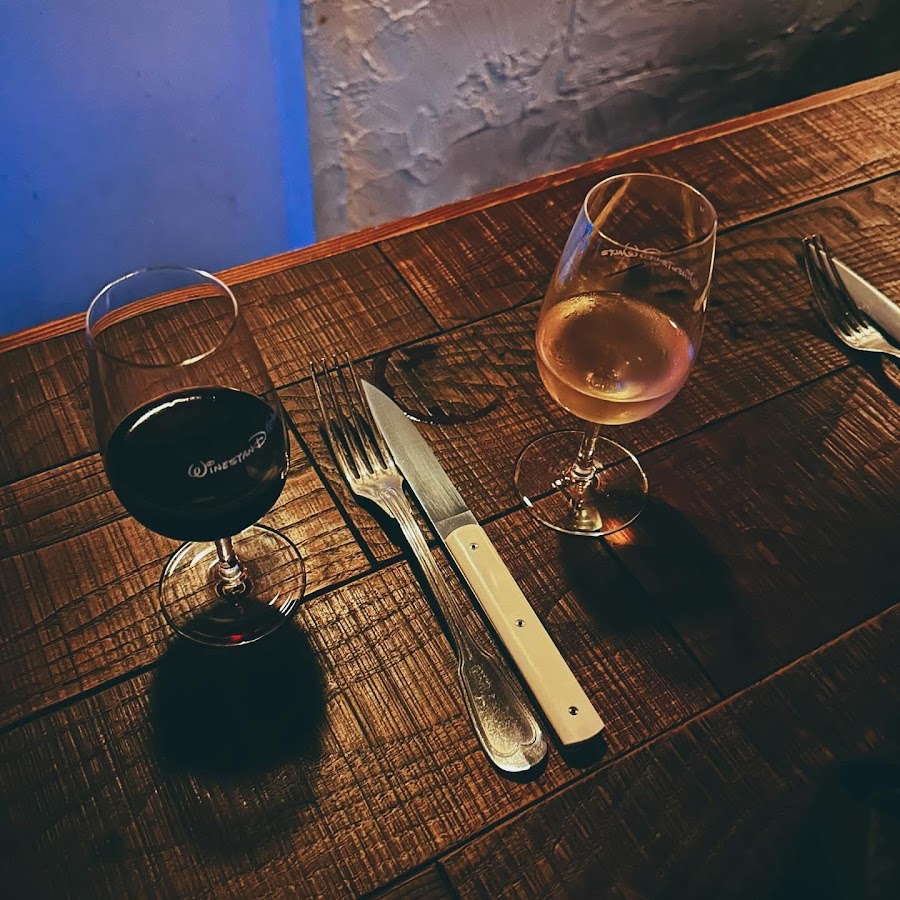 Winestand Waltz, Tokyo
