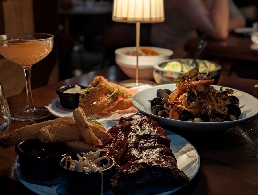 Bar Nouveau, Toronto