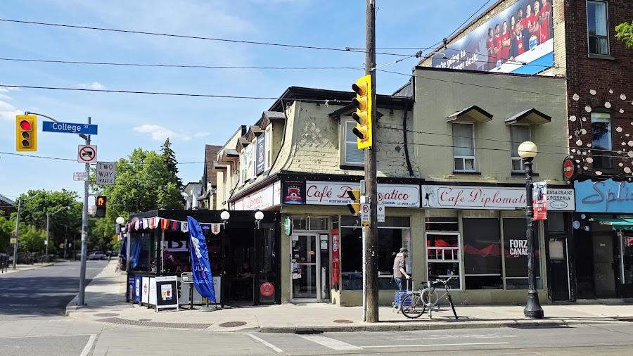 Cafe Diplomatico, Toronto