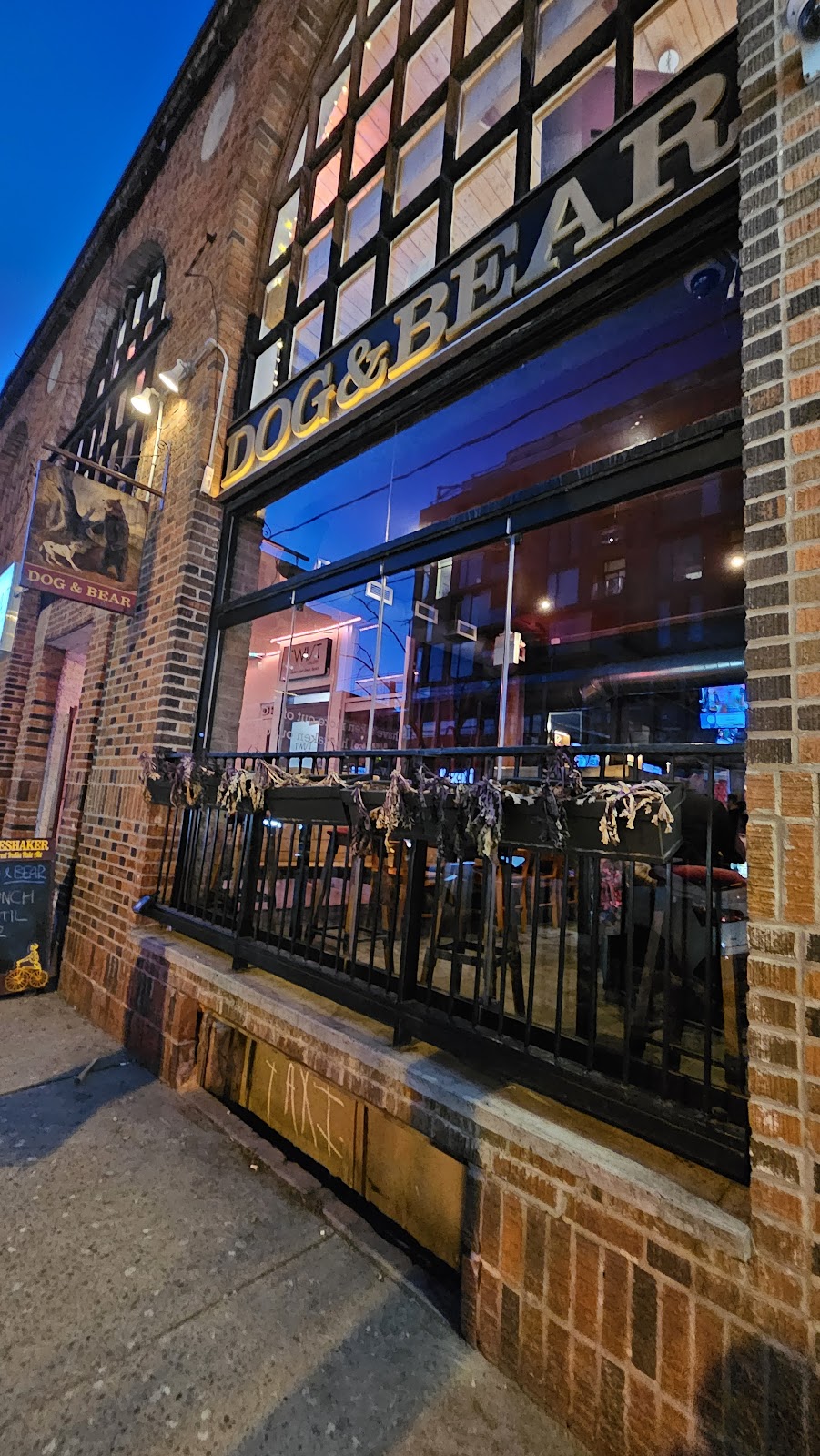 The Dog &amp; Bear Pub, Toronto
