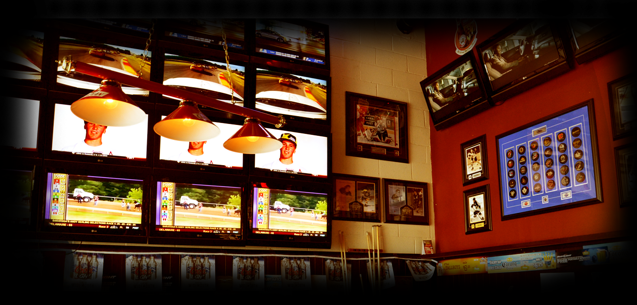 Hoops Sports Bar and Grill on Bremner Boulevard near Scotiabank Arena, Toronto