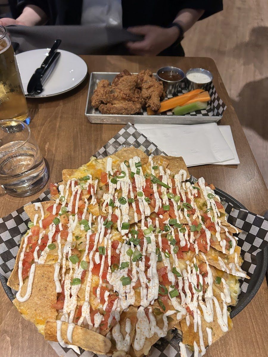Real Sports Bar &amp; Grill, Toronto