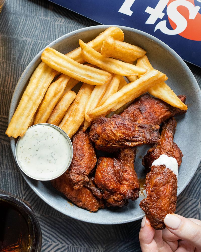 St. Louis Bar &amp; Grill, Toronto