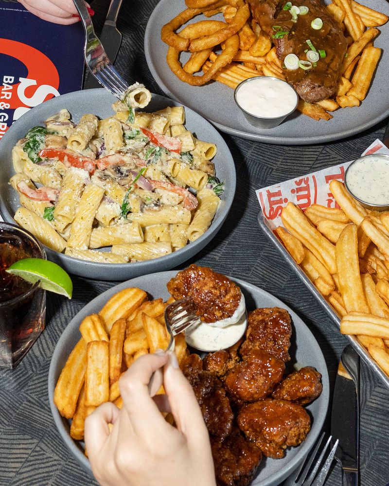 St. Louis Bar &amp; Grill, Toronto