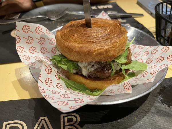 Bar X in Valencia