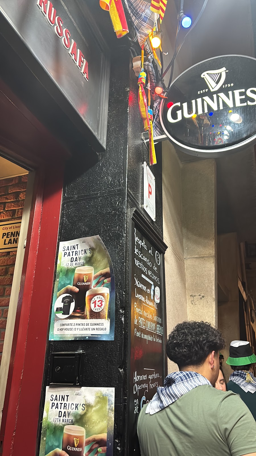 Liverpool, Valencia