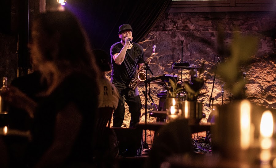 Guilt & Co., Vancouver
