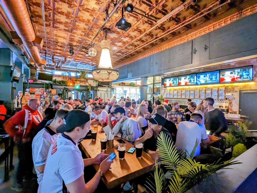 The Lamplighter Pub, Vancouver