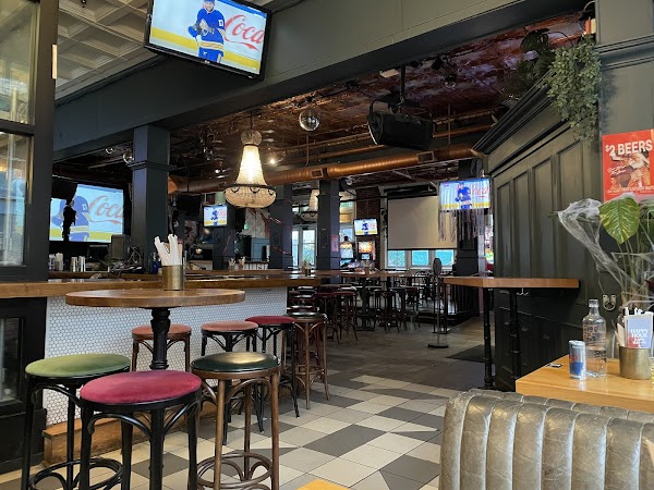 The Lamplighter Pub in Vancouver