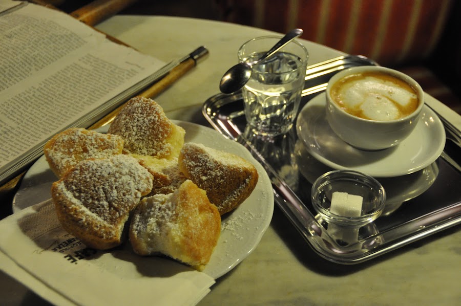 Café Hawelka Back Room, Vienna