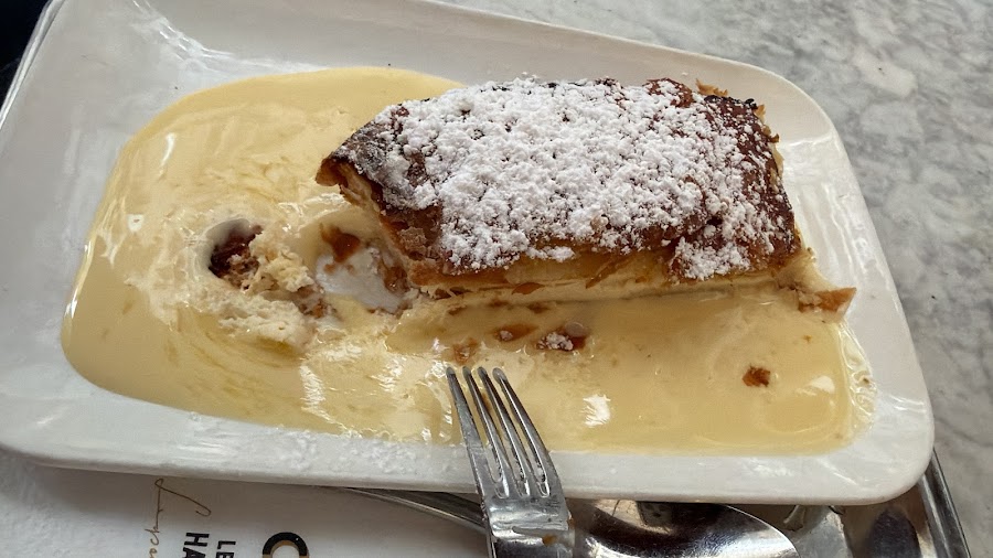 Café Hawelka, Vienna