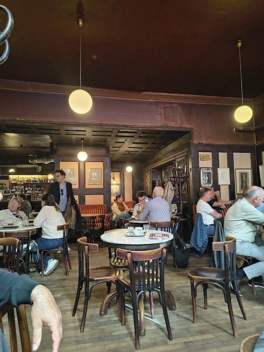 Cafe Hawelka, Vienna