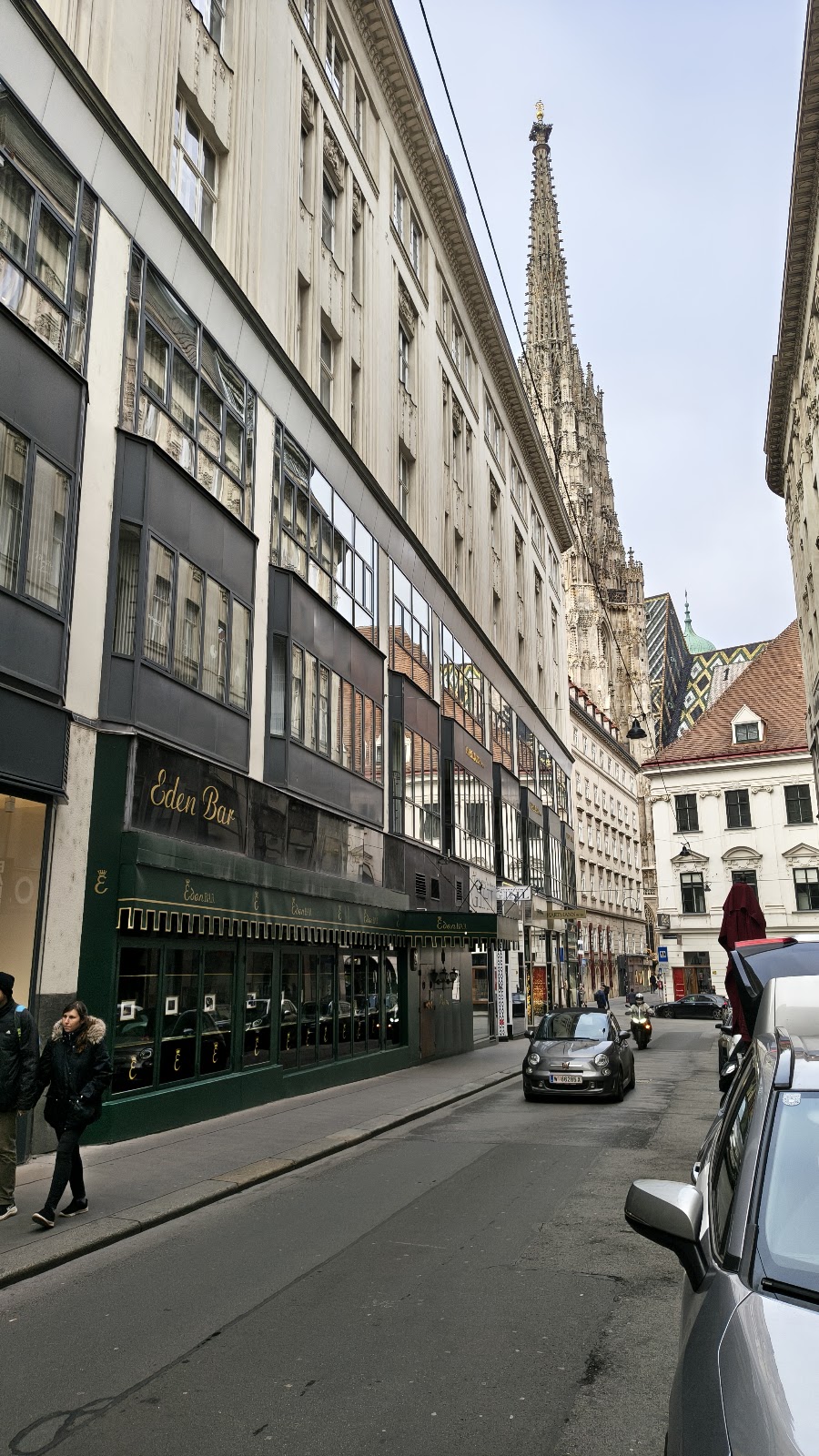 Eden Bar, Vienna