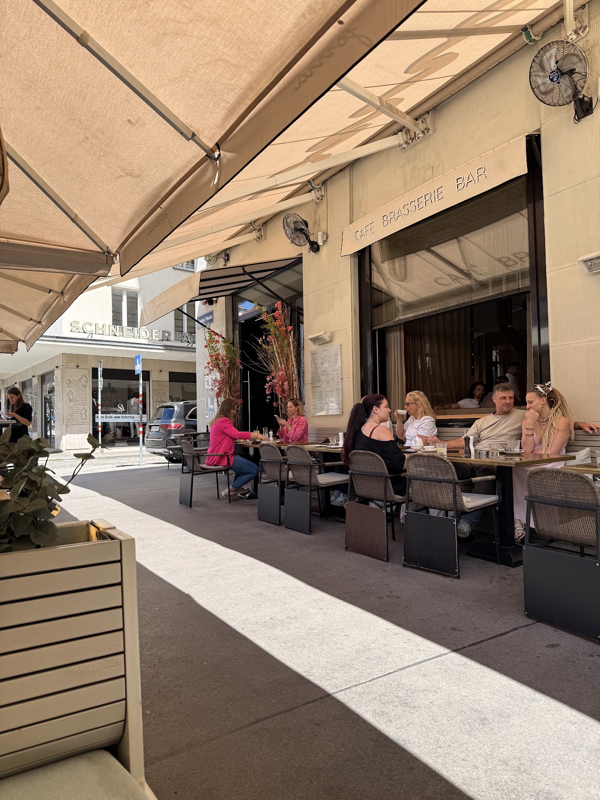 Joma, Vienna