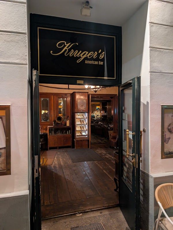 The Sign Lounge
