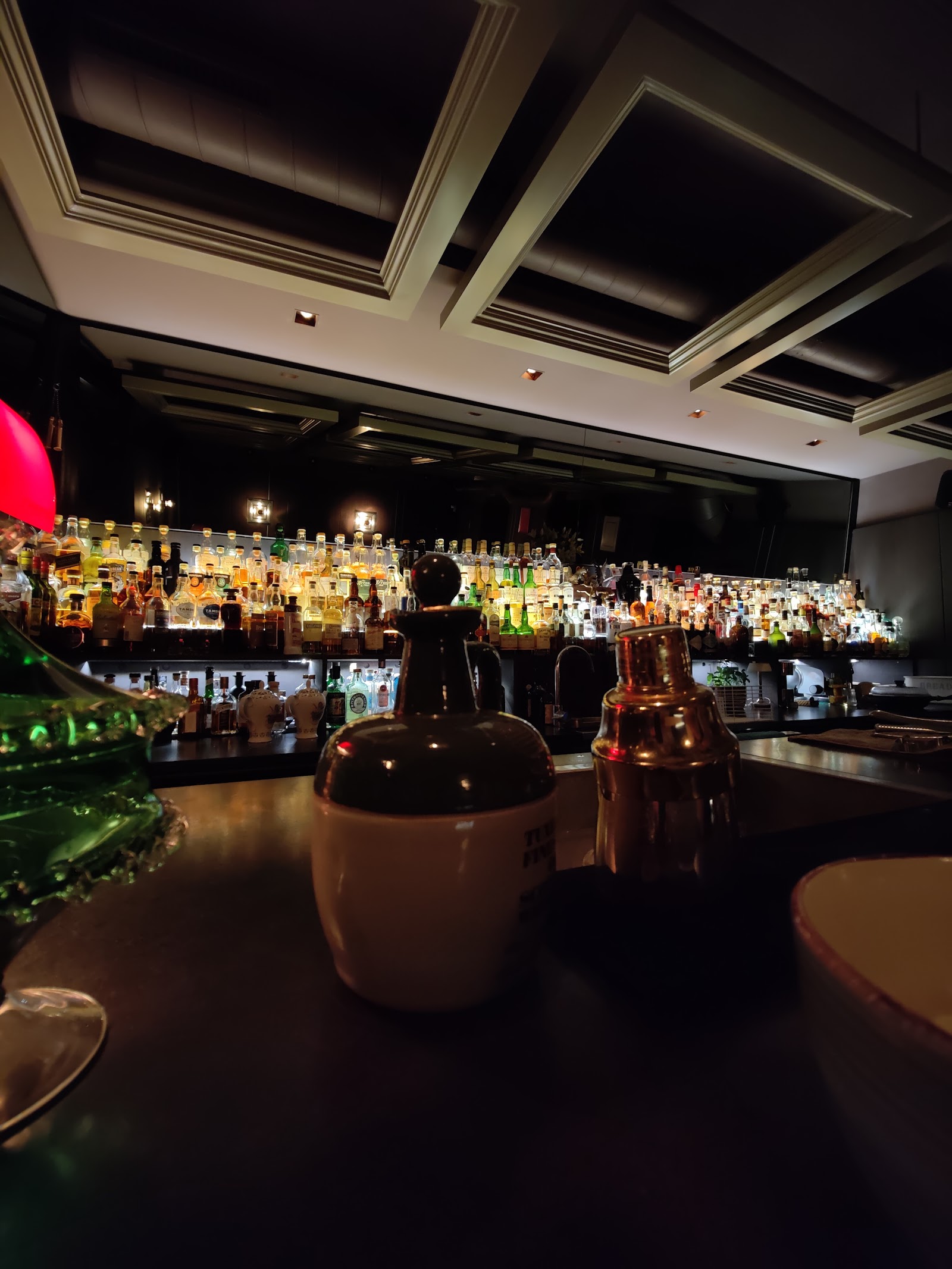 Tür 7 Vienna bar interior