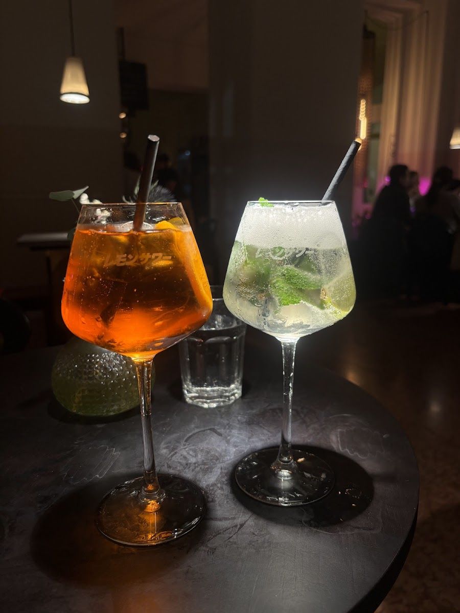 Volkstheater Bar, Vienna