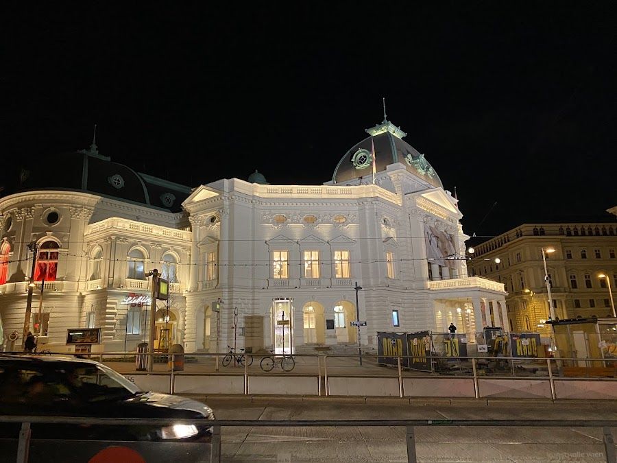Volkstheater Bar, Vienna